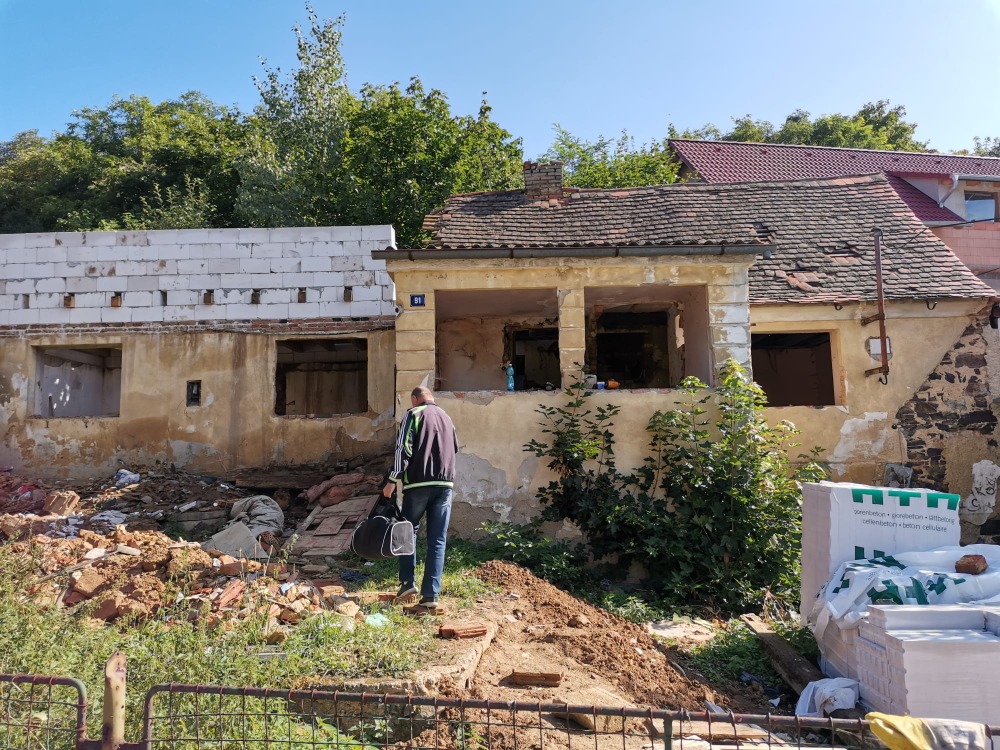 Rodinný dům Panoší Újezd – kompletní rekonstrukce - foto 79